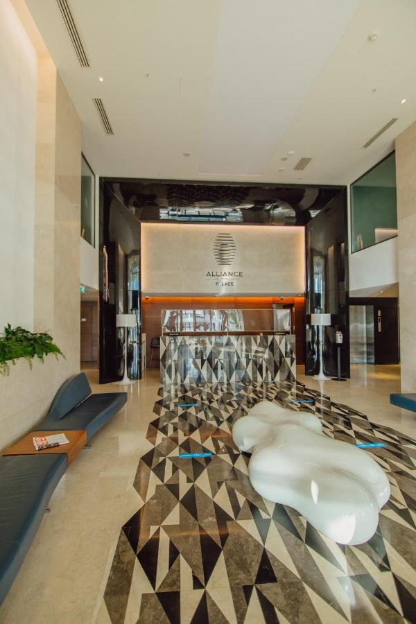 Your Sunshine Apartments Батумі Екстер'єр фото