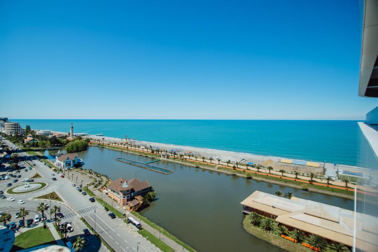 Your Sunshine Apartments Батумі Екстер'єр фото