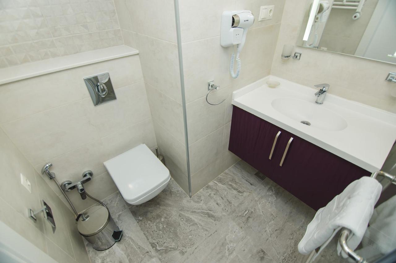 Your Sunshine Apartments Батумі Екстер'єр фото